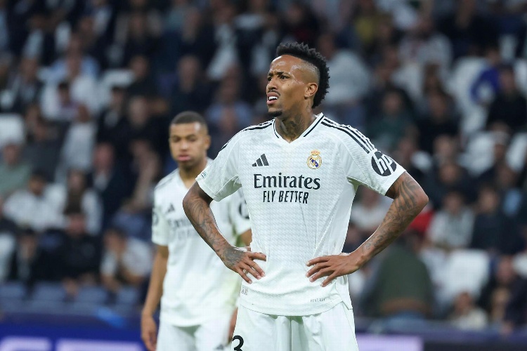 Real Madrid tropieza en el Bernabéu contra un bravo AC Milan 