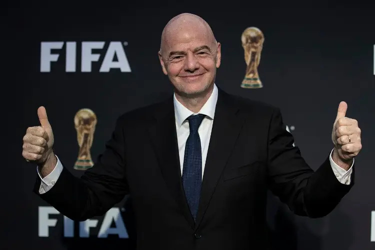 Infantino asegura que la FIFA no se quedará 'ni un centavo' del Mundial de Clubes 