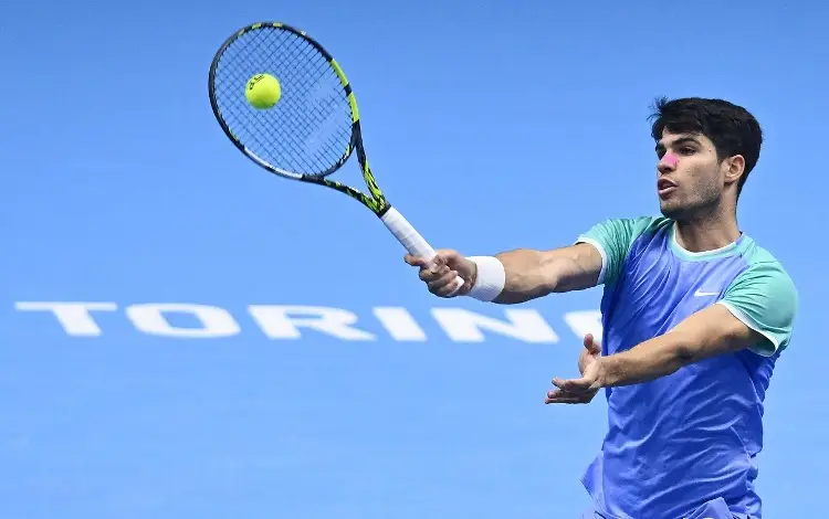 ¡Vuelve a fallar! Alcaraz eliminado de las Finales ATP