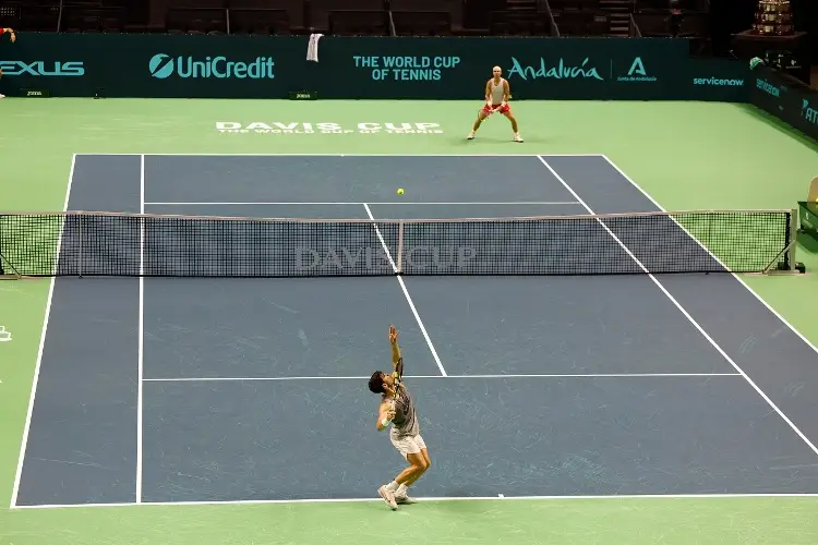 Nadal y Alcaraz ya entrenan juntos previo a la Copa Davis