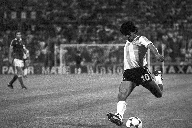 Las frases que Maradona usó para describir su vida