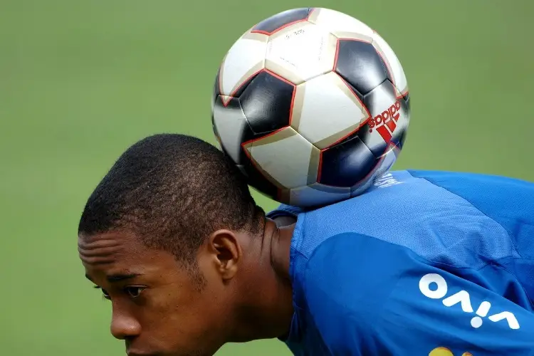 Robinho seguirá en la cárcel