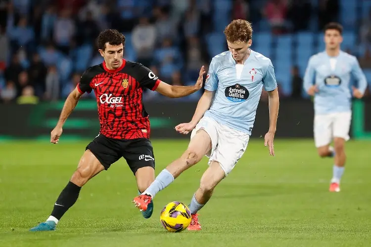 Mallorca se aleja de la zona de Champions League al tropezar ante el Celta 