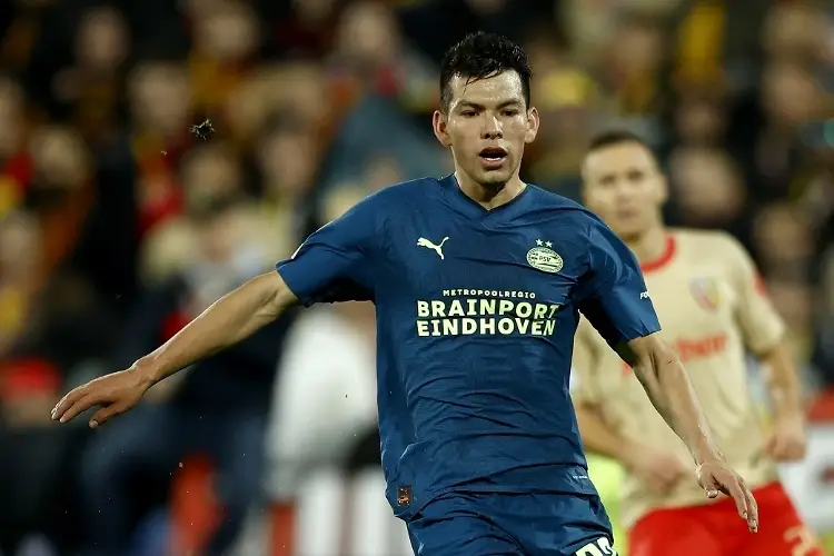 ‘Chucky’ Lozano juega su último partido en la Champions League y PSV tropieza