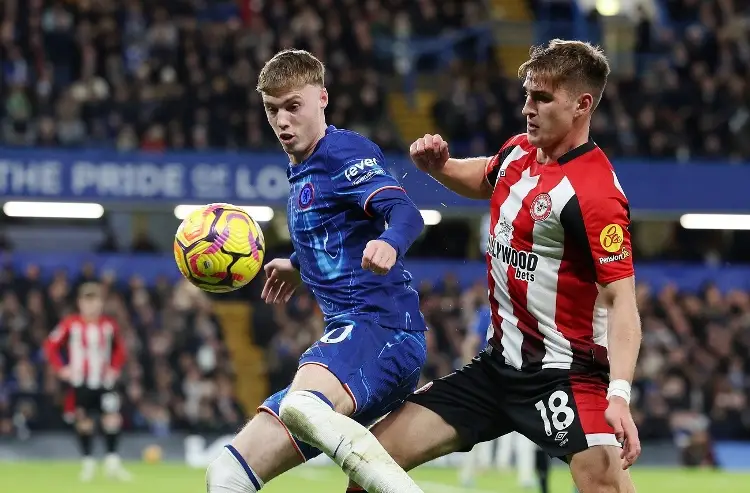 Chelsea gana y levanta la mano para pelear por el título de la Premier League 