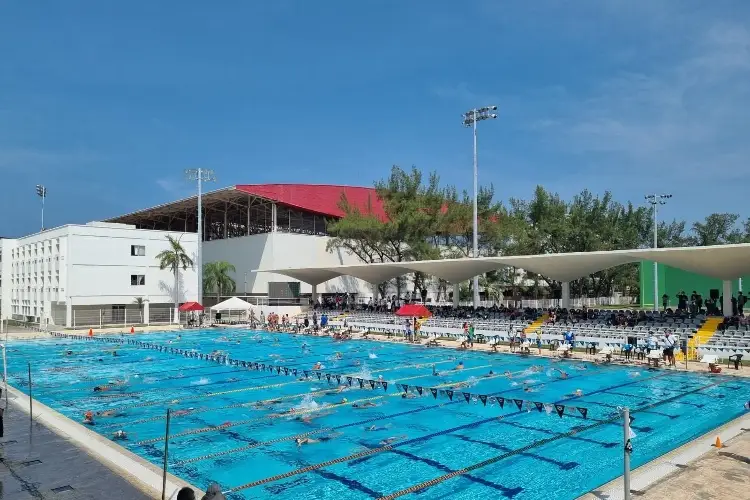 Instalaciones deportivas en Veracruz cambian de horario por fiestas