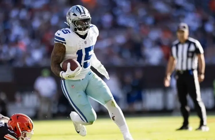 NFL: Ezekiel Elliott se marcha de los Cowboys para jugar playoffs con los Chargers 