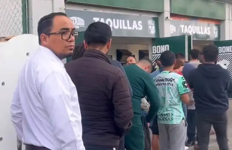 ¡Locura total! Taquillas llenas en León tras el fichaje de James Rodríguez (VIDEO)