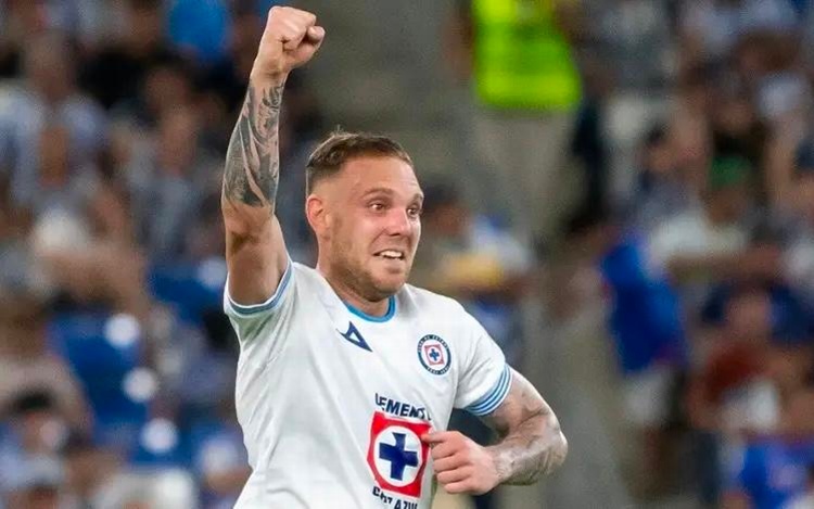 Cruz Azul sufre para vencer a Xolos  