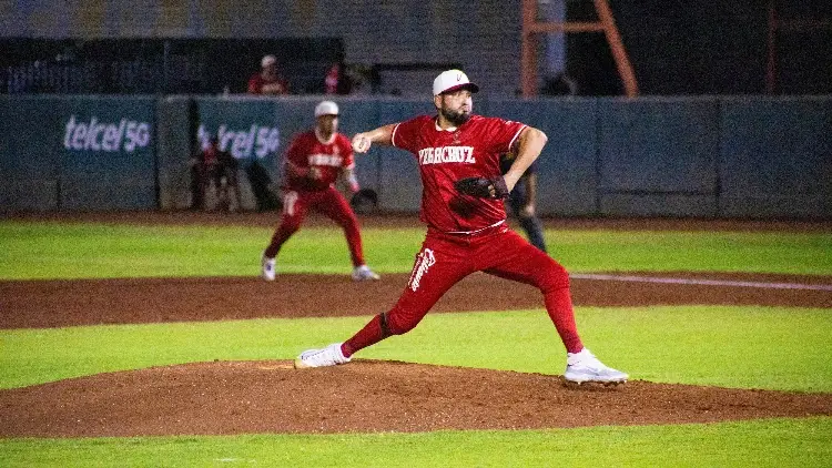 El Águila de Veracruz pierde la serie ante Piratas de Campeche