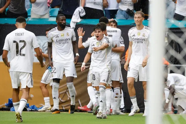 Real Madrid cumple frente a Juventus y avanza a cuartos de final