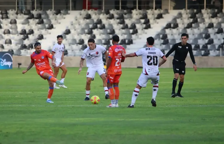 ¡Mazatlán vence a Newells y está en la final de la International Football Cup!