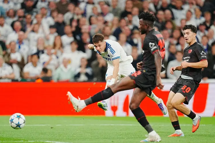 Rodrigo Huescas da asistencia en empate de Copenhague en la Champions