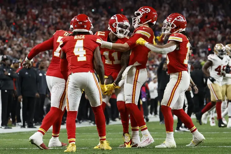 NFL: Chiefs brillan con temenda paliza a los Raiders