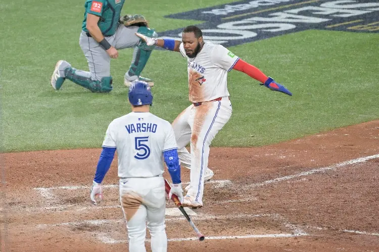 MLB: Blue Jays no se rinden ante Marineros y forzan a un séptimo juego