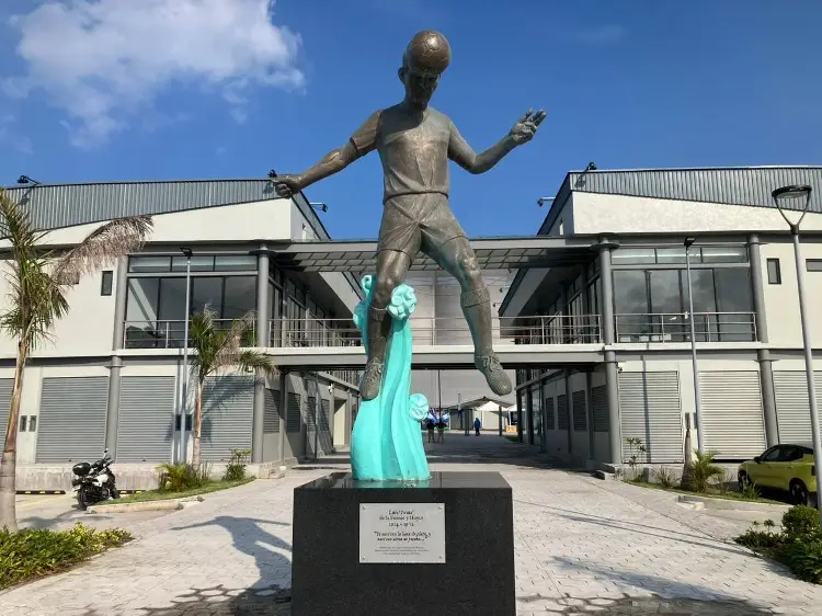 A 112 años del nacimiento de Luis de la Fuente y Hoyos 'El Pirata', máximo ídolo del futbol veracruzano