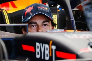 Jefe de Red Bull elogia a 'Checo' Pérez tras ganar en el GP de Singapur 
