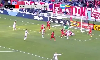 El absurdo gol en partido de MLS (VIDEO)