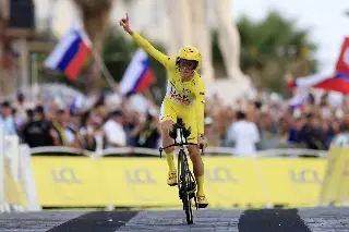 Pogacar se corona tricampeón del Tour de France 