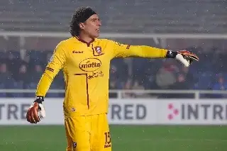 Grupo Pachuca admite interés en fichar a Guillermo Ochoa