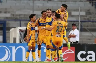 Tigres se da un festín y golea a Pumas 