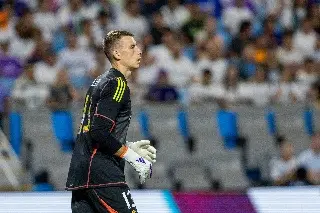 Real Madrid renueva a Lunin