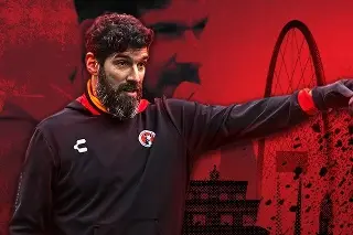 ¡Oficial! 'Loco' Abreu es nuevo DT de los Xolos de Tijuana