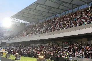 Pirata Fuente vuelve a brillar  (FOTOS)