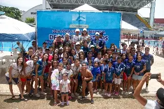 Leyes de Reforma Domina el  'Desafío de Estilos' de Copa Natación