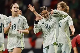 La Selección Mexicana Femenil sufre para vencer a Colombia 