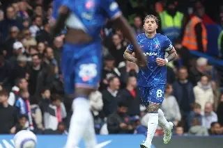 Chelsea deja escapar la victoria en el último minuto