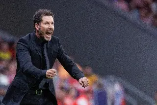 ¡Terrible! 'Cholo' Simeone se encara con un fan tras perder en el último minuto (VIDEO)