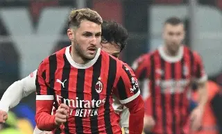 ¡Más fuerte que nunca! En el AC Milan confían que Santi Giménez esté listo para el derbi de Milán