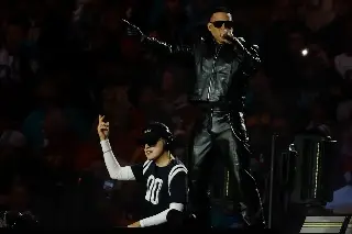 NFL: Daddy Yankee y Bizarrap le ponen sabor al medio tiempo en Madrid (VIDEO)