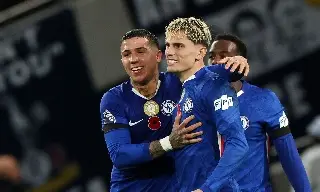 Chelsea cumple y le pega al Burnley en la Premier League 