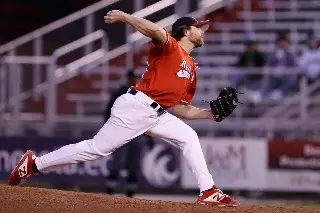 El estadounidense Davis Feldman llega a El Águila de Veracruz 