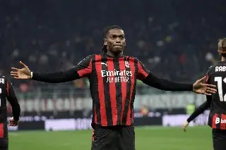 El AC Milan de Santiago Giménez vence a la Lazio y es nuevo líder de Italia