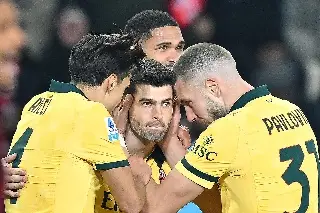 El AC Milan remonta y se queda con el liderato de Italia