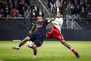 Nottingham Forest anota en los últimos minutos y despierta en la Europa League 