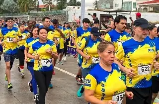 ¡Hoy es la entrega de kits para la Carrera de la U! 