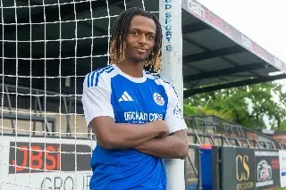 Fallece futbolista en Inglaterra tras accidente de tráfico