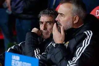 Guillermo Almada pierde su primer juego como DT de un Real Oviedo que se hunde 