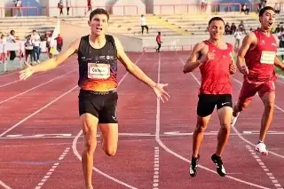 Veracruzano Alejandro Cárdenas Rifka destaca en el Samford Indoor Open