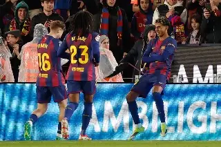 Barcelona fulmina al Real Oviedo y recupera el liderato de La Liga