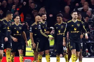 Manchester United sorprende pegándole al líder Arsenal