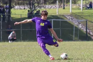 Racing de Veracruz deja atrás la derrota ante Delfines y busca recuperar el liderato de la Liga TDP