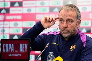 Hansi Flick se ríe del Real Madrid en plena conferencia