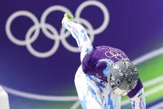 ¡Polémica! Expulsan de Juegos Olímpicos a atleta por utilizar casco indebido