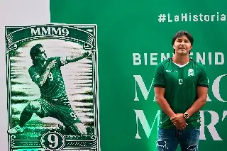 Sale del retiro después de dos años para colarse con su selección y buscar ir al Mundial