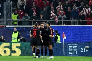 Bayer Leverkusen vence al Olympiacos y da paso firme en Champions League